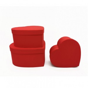 BOXES heart satin S / 3 - red