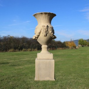 CUP D86H150cm C / COLUMN 66XH71cm TAR